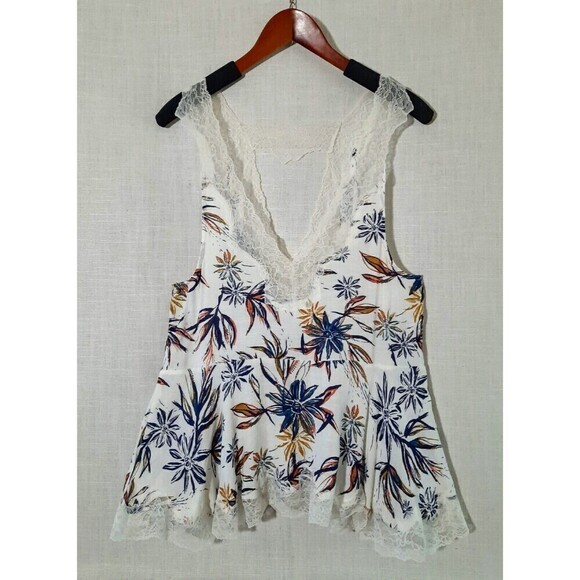 Free People Intimates Romantic Feminine Lace Trim Floral Baby Doll SZ X-Small - Picture 5 of 16